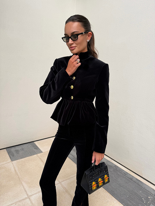 БАРХАТНЫЙ ЖАКЕТ ШАССЕР